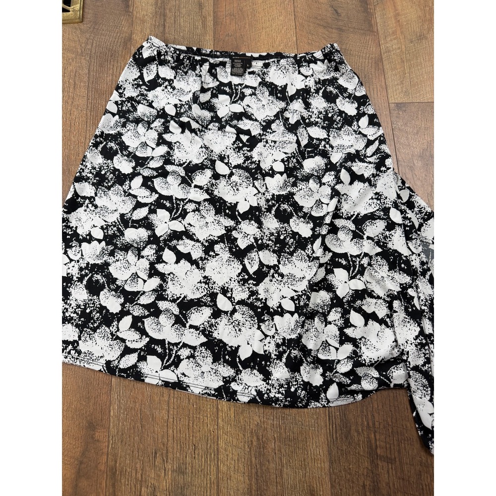 BCBGMAXAZRIA Floral Skirt Women Large Black White